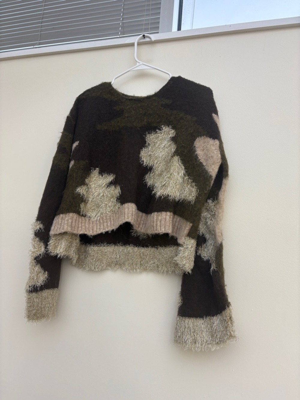 Cropped Fuzzy Camouflage Crewneck Sweater - Olive & Beige